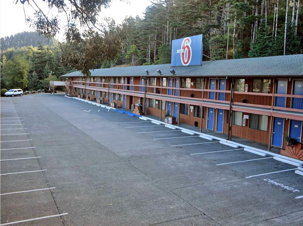 Motel 6 Gold Beach Eksteriør billede