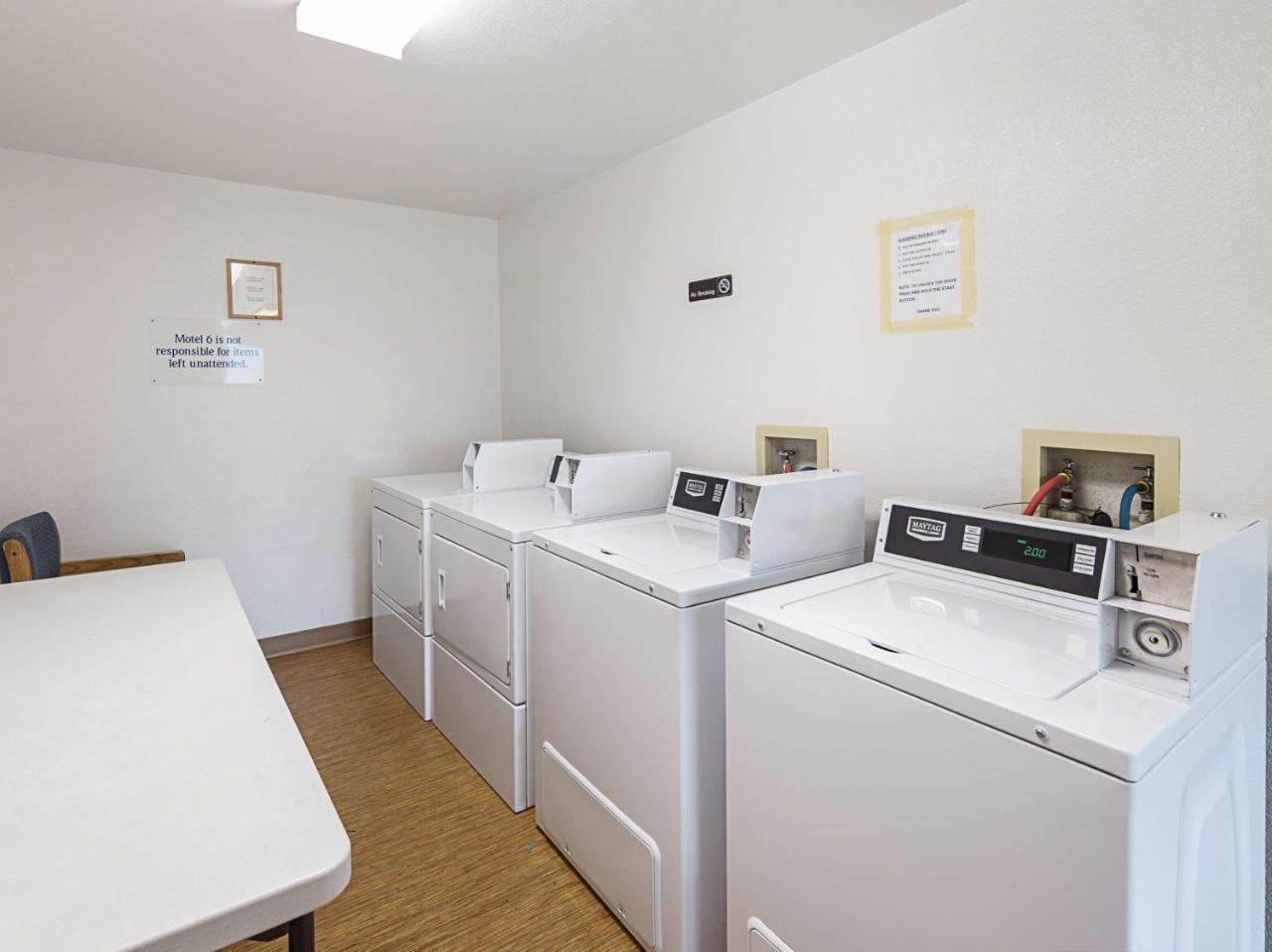 Motel 6 Gold Beach Eksteriør billede