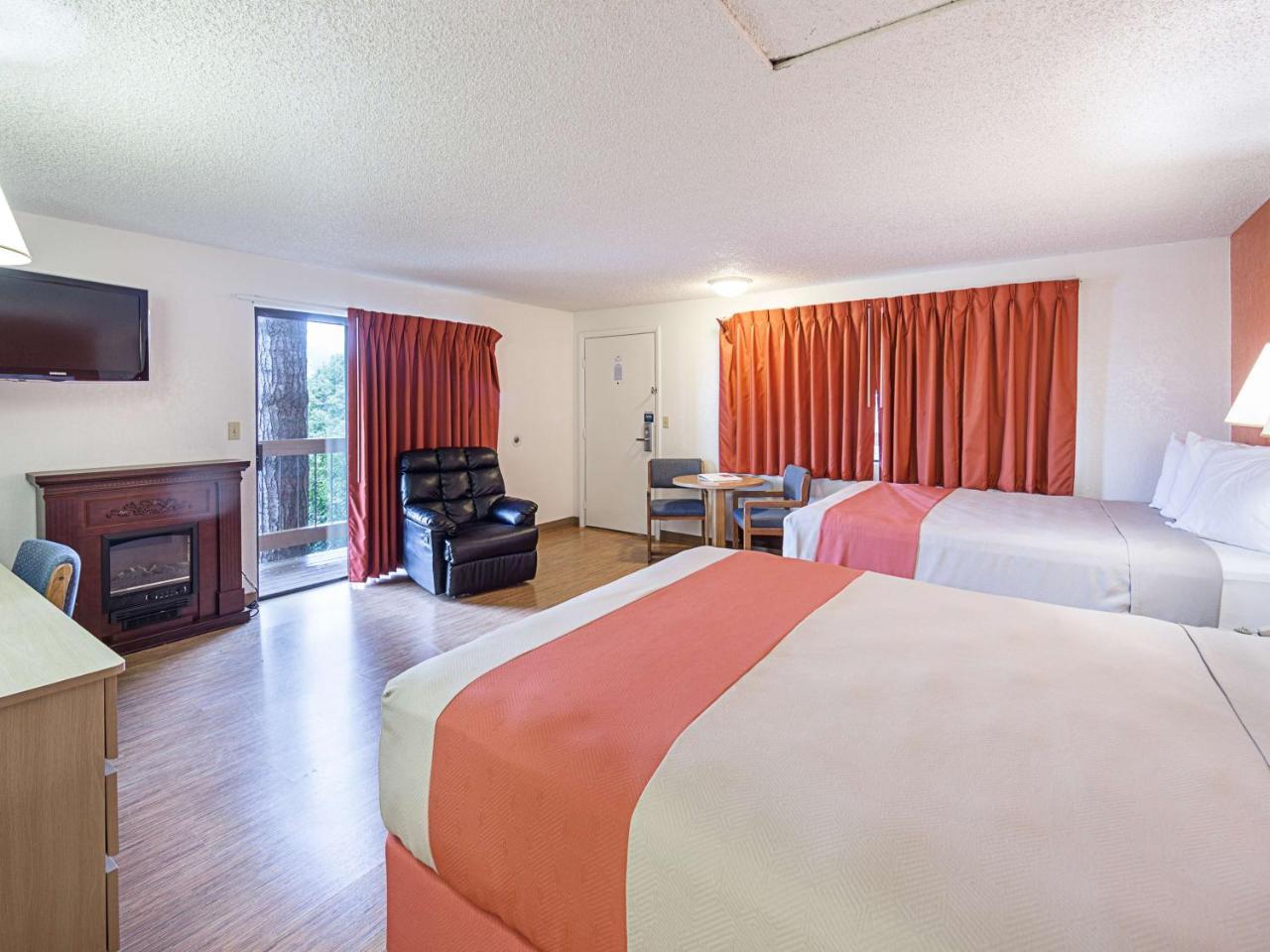 Motel 6 Gold Beach Eksteriør billede