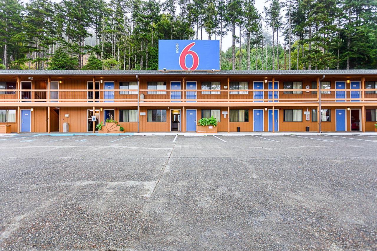 Motel 6 Gold Beach Eksteriør billede